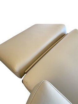 Swan SPA Stoel &quot;EMMA&quot; behandelstoel 4 motorig - Taupe - Verwarming - Geheugen - DEMO