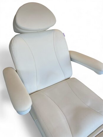  Swan Behandelstoel SARAH - Verwarming - 4 motoren met voetbediening